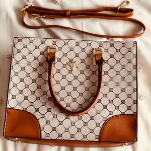 Deluxity Los Angeles Tote Handbag